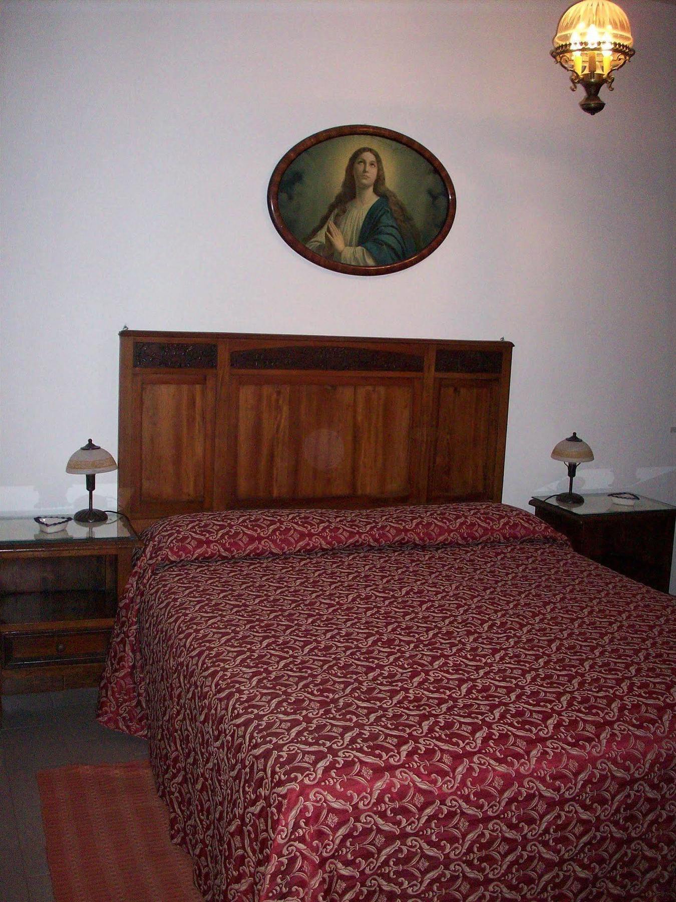 Hotel La Riva جيارديني ناكسوس المظهر الخارجي الصورة