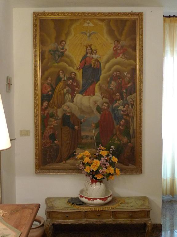 Hotel La Riva جيارديني ناكسوس المظهر الخارجي الصورة